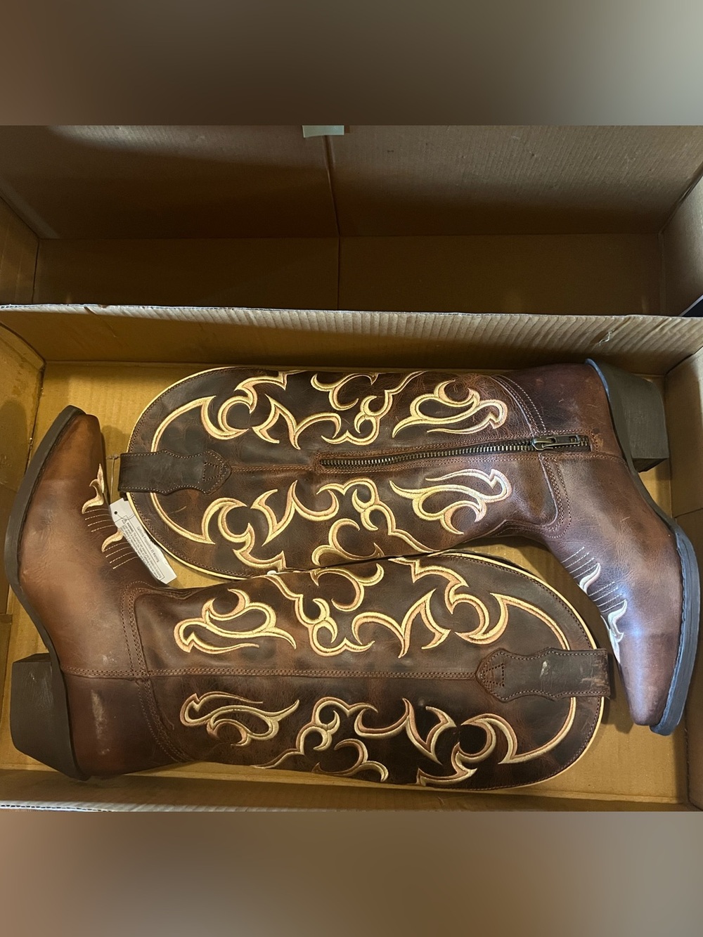 Brown Western Embroidered Leather Cowboy Boots - Laredo
